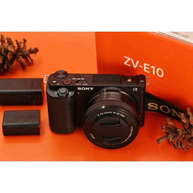 Sony ZV-E10 ZVE10 With Kit Fullset B1179 Standar